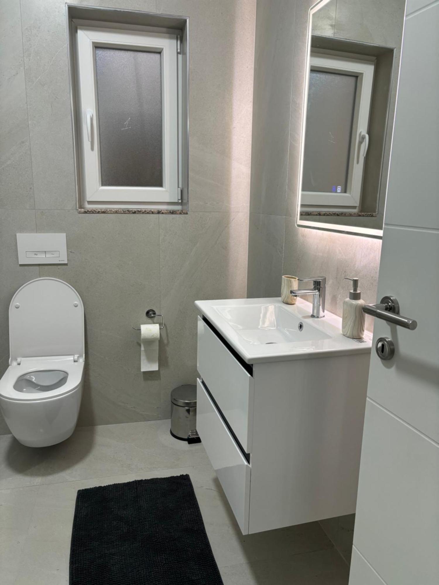 Kevi 'S Place Tiranë Ngoại thất bức ảnh